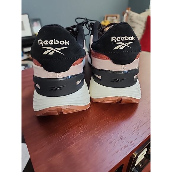 Reebok Men's GL 1100 Gray Running Shoes Size 11.5 Cream Brown - Picture 3 of 5